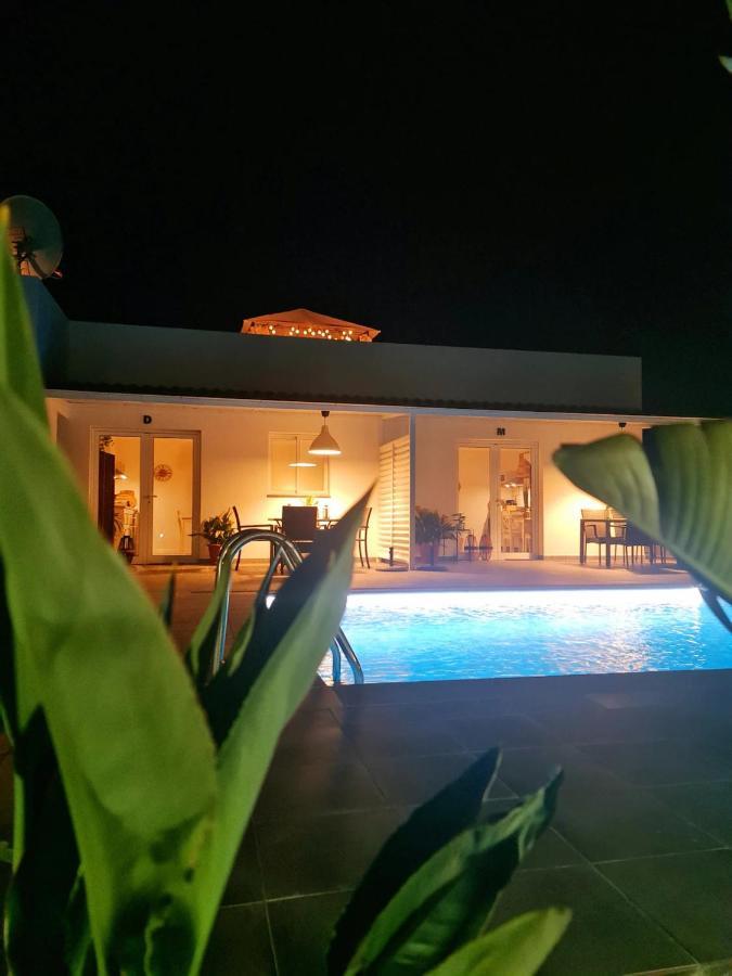 Villa Tino- Casa M ロス・ジャノス・デ・アリダネ エクステリア 写真